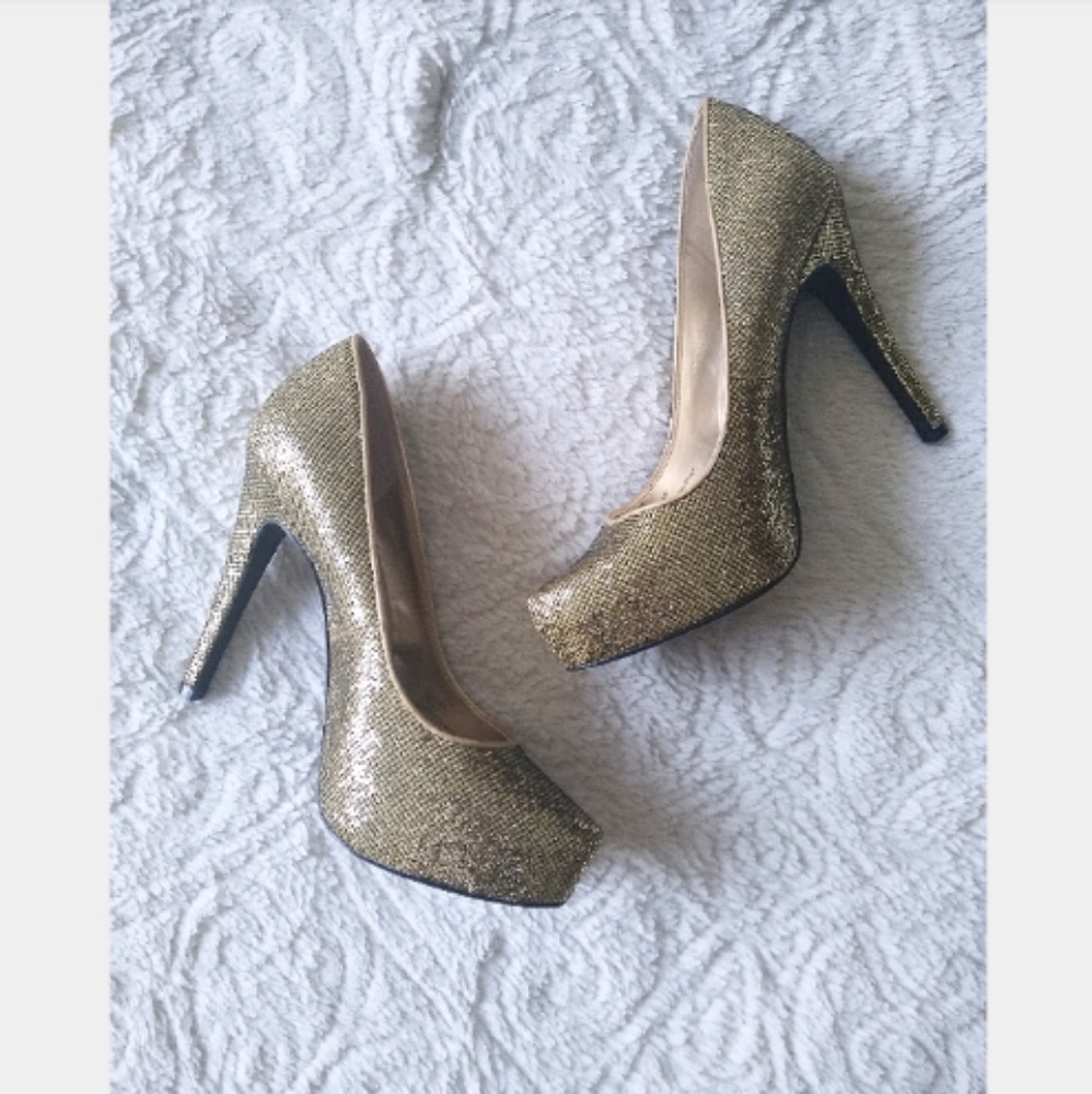 2/$35 Gold BCBGeneration Glitter Heels